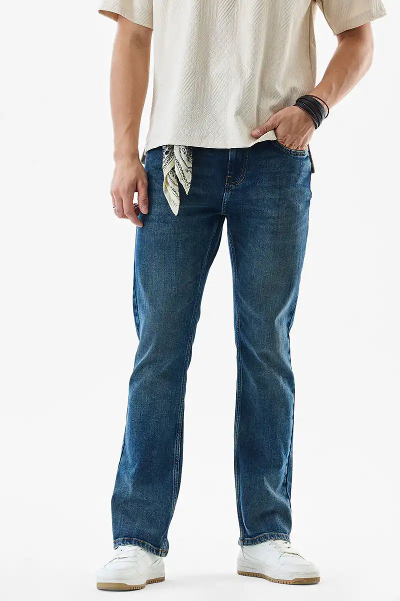 Washed Straight Fit Stretch Jeans